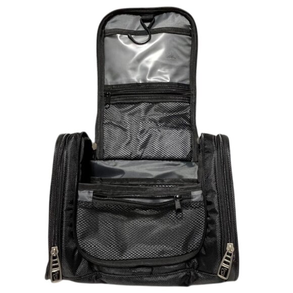 TRAVELERS CLUB Black Hanging Toiletry Bag NWT - Picture 1 of 8